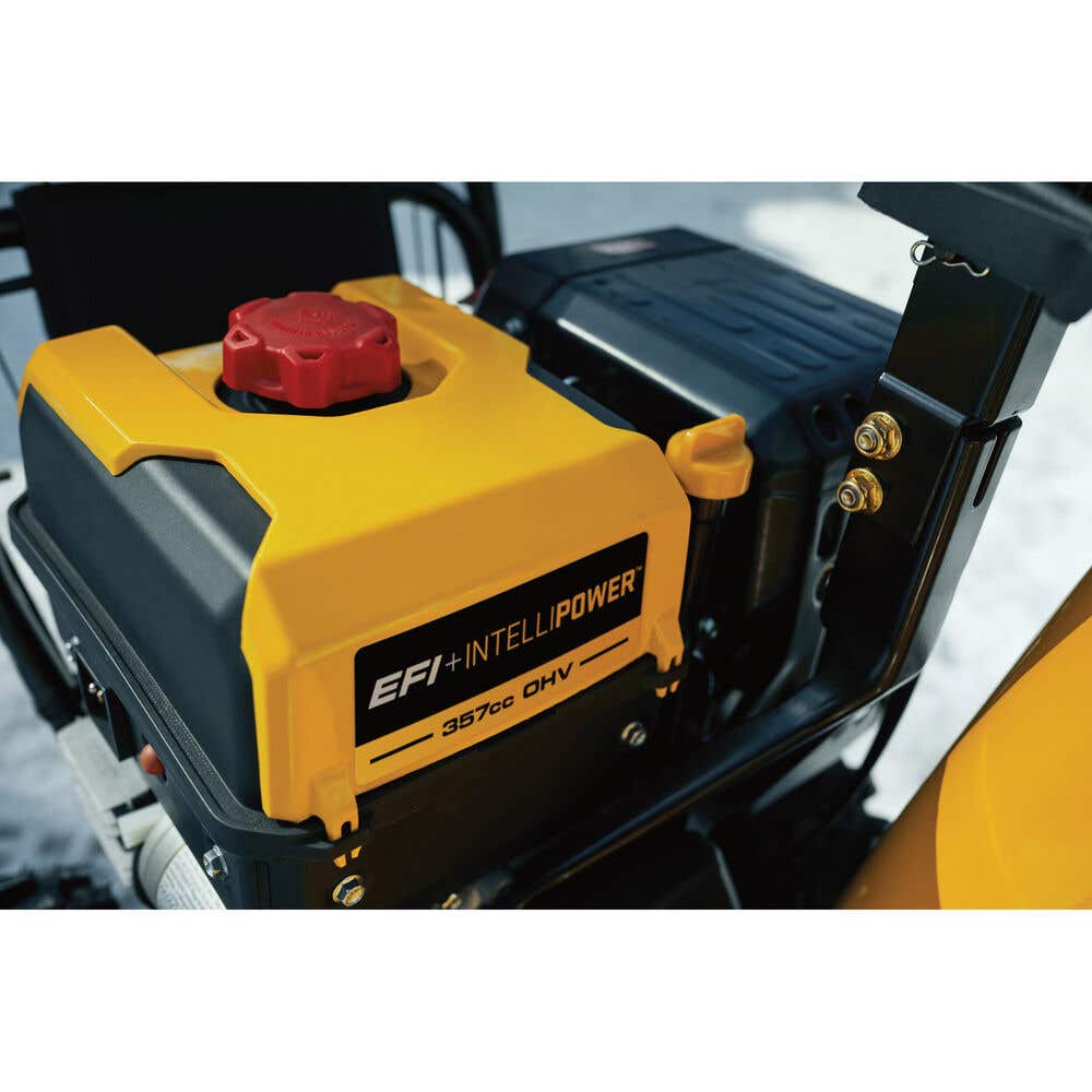 Cub Cadet 2X™ 30" IntelliPOWER® EFI Snow Blower