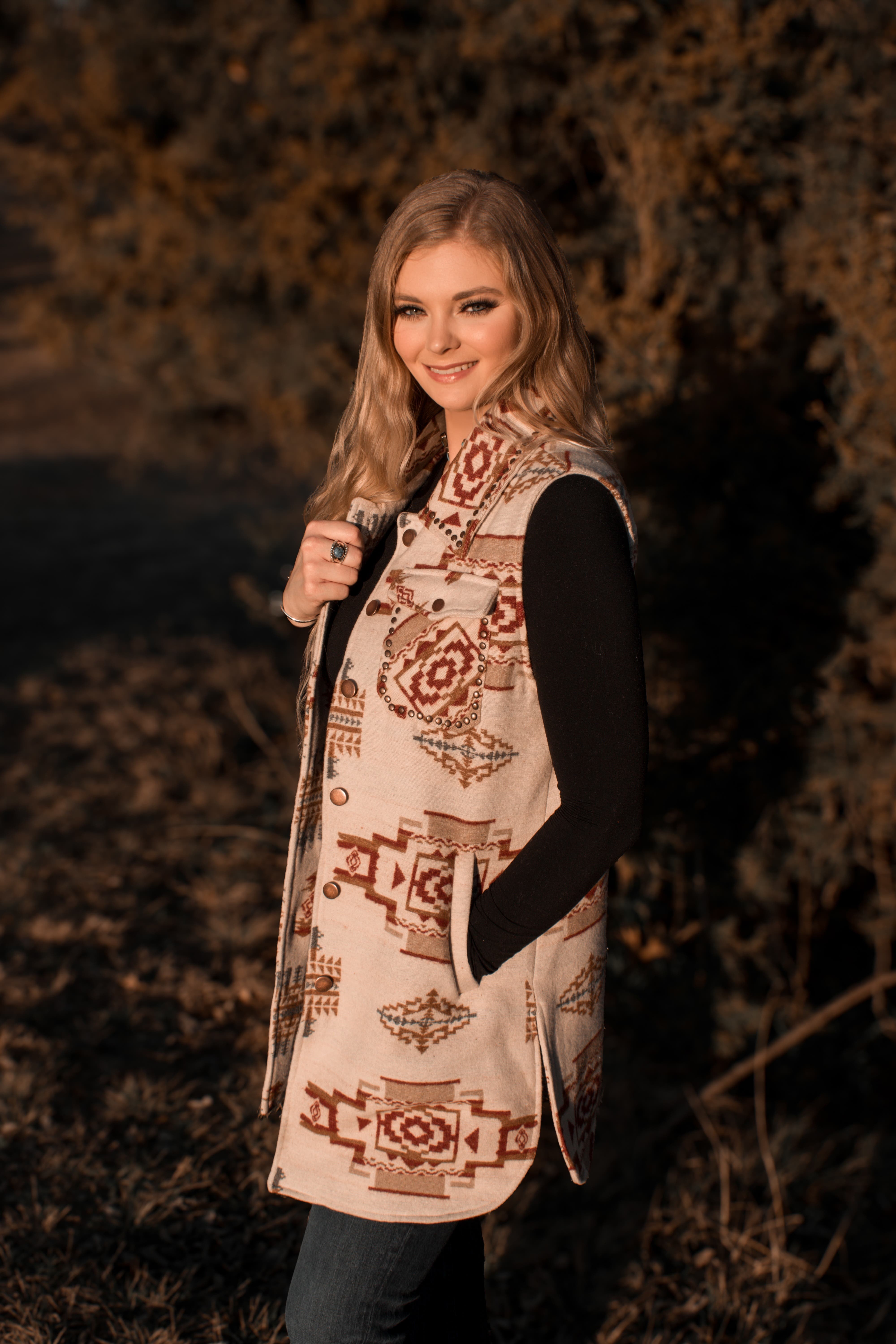 MontanaCo Women's Long Aztec Pattern Vest, Oatmeal