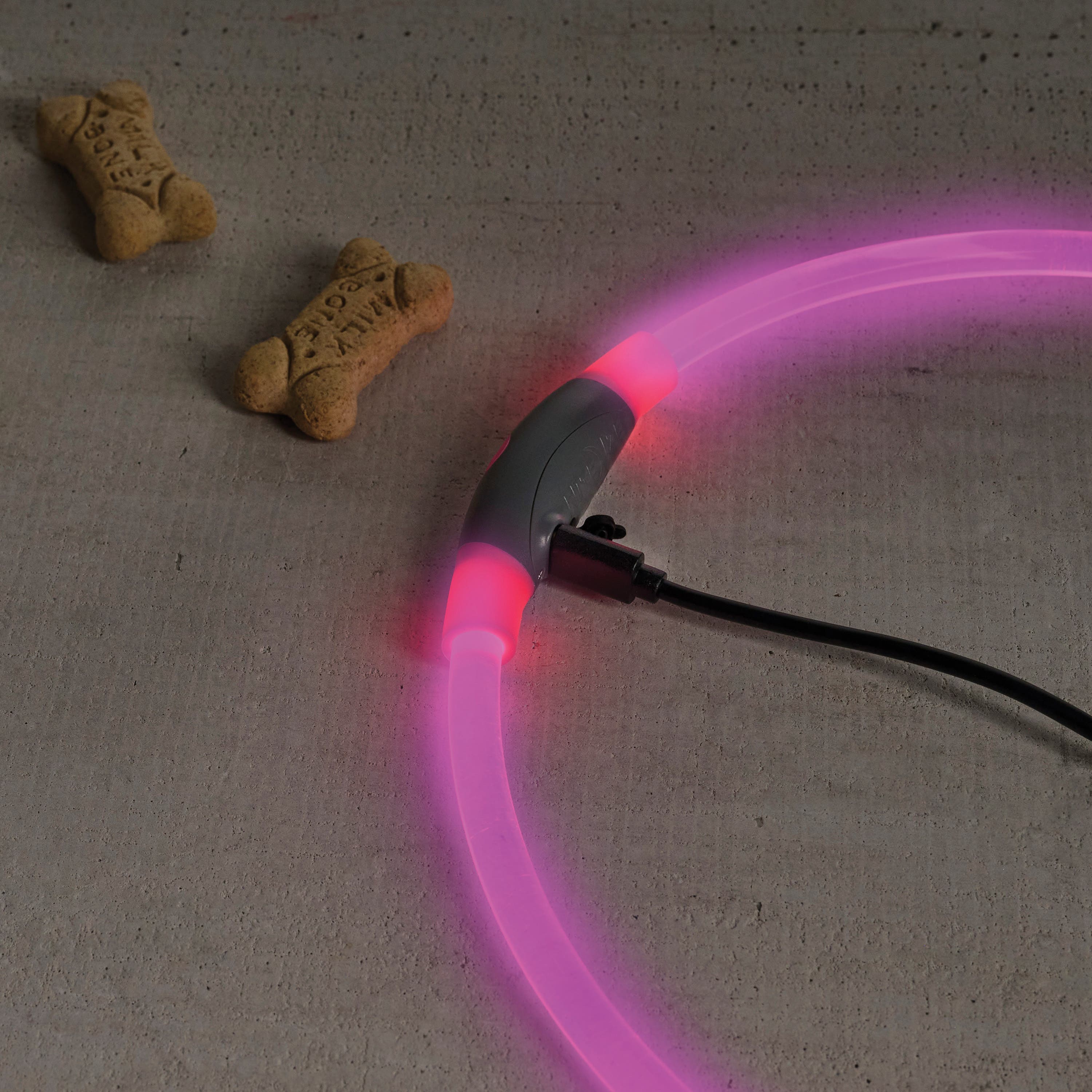 Nite Ize NiteHowl® Rechargeable LED Safety Necklace, Tie Dye Pink