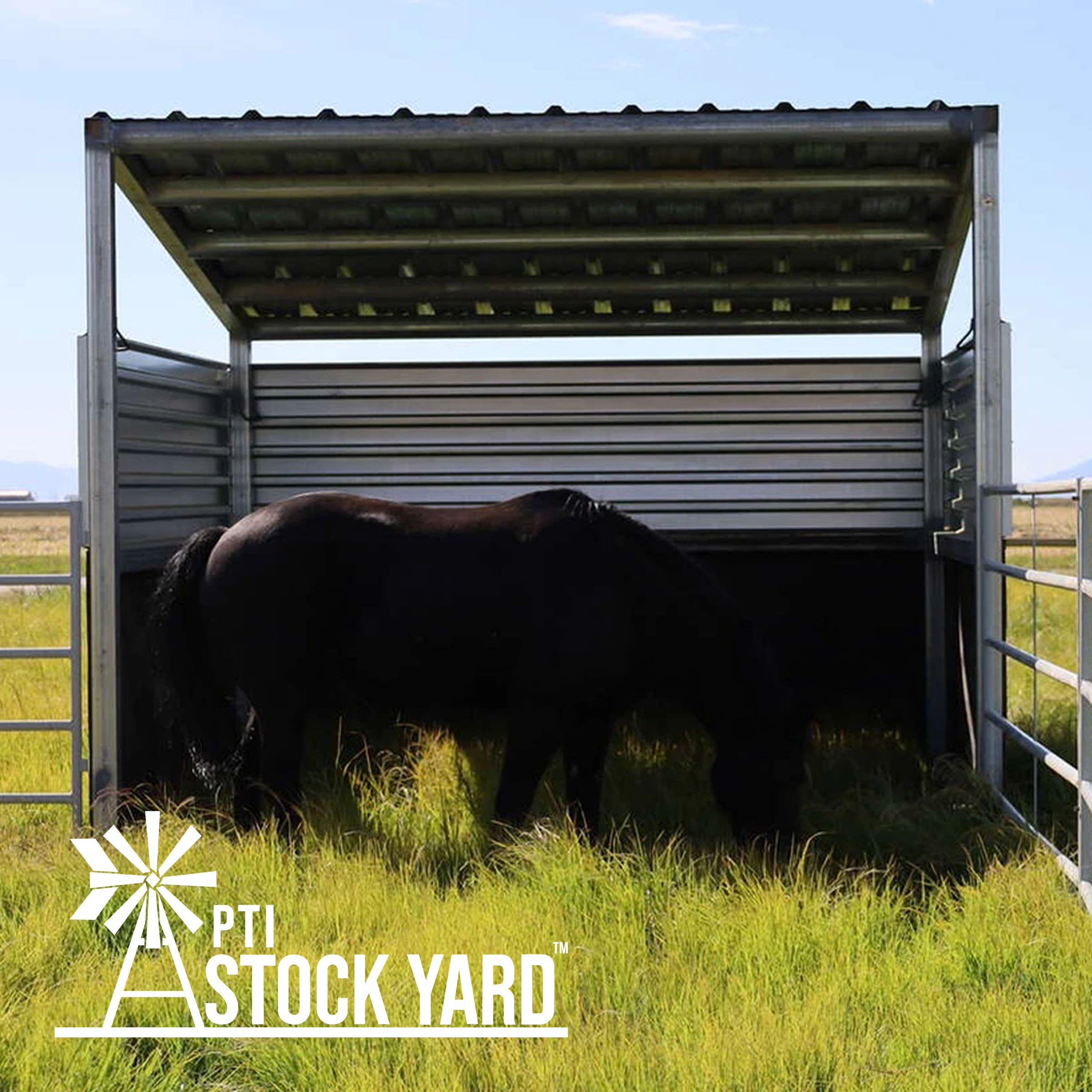 The Stockman Livestock Shelter, 12'x12'